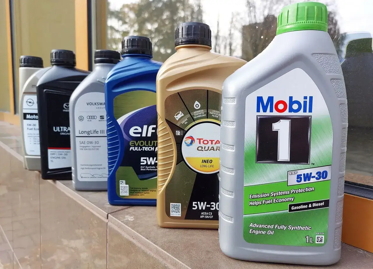 Zdjęcie Motul 5W-40: Który wybrać? Poradnik, porównanie, opinie
